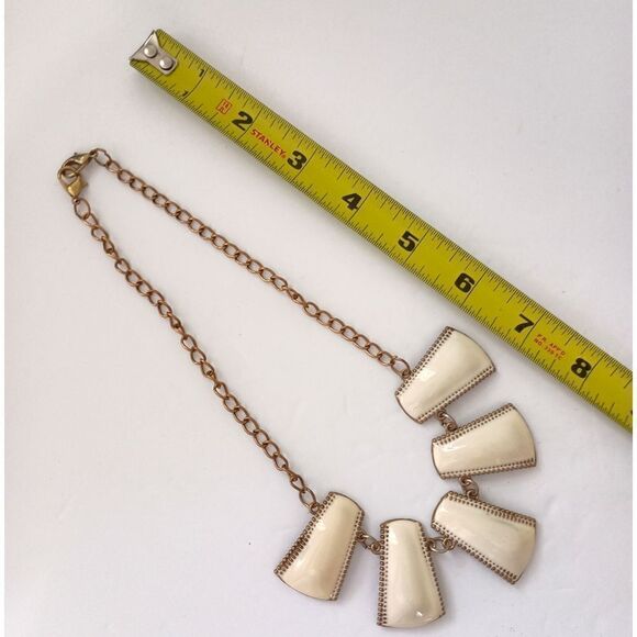 Y2K Chunky Enameled Necklace Statement Vanilla Bib Metal Collar Gold Tone 90s.  - Picture 2 of 16